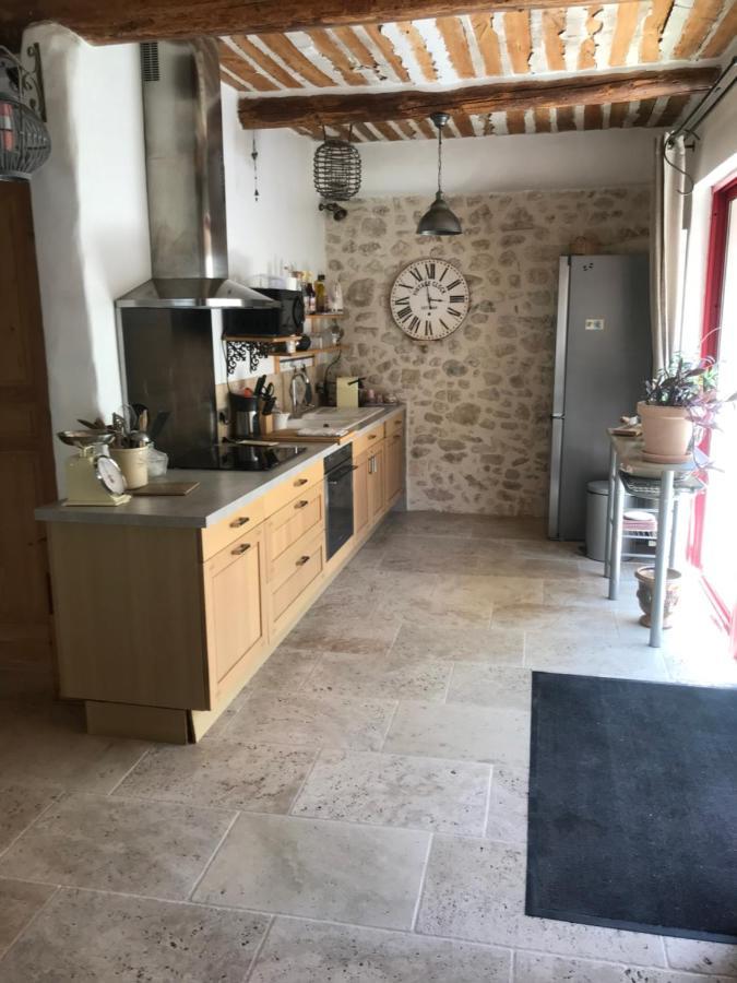Ferienwohnung La Charmeuse Céreste Exterior foto