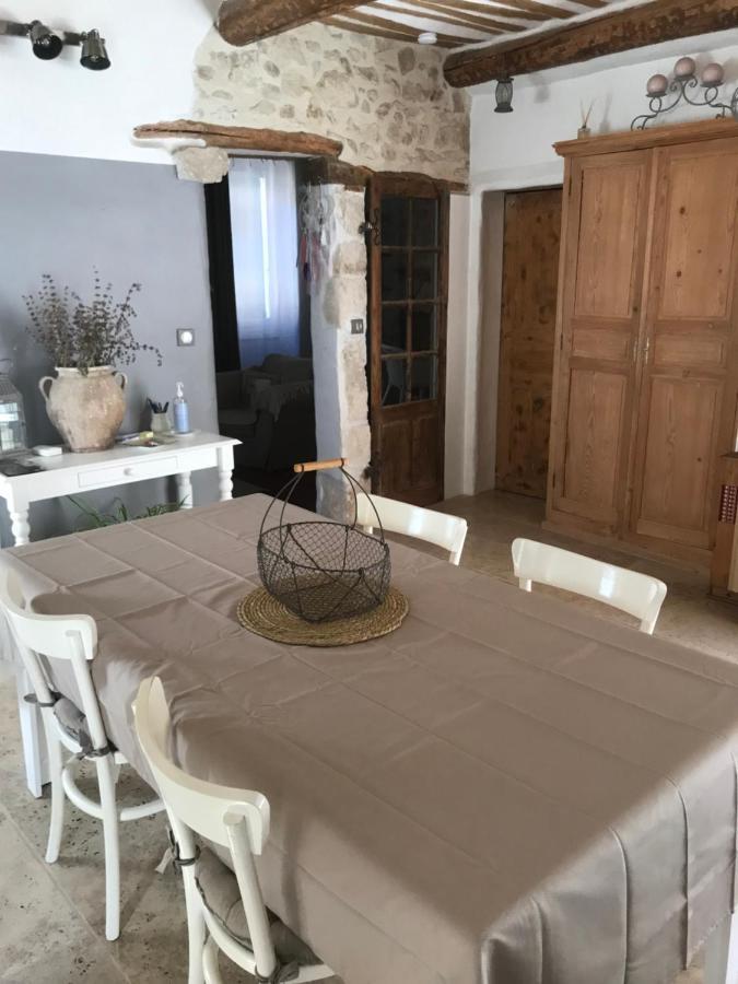 Ferienwohnung La Charmeuse Céreste Exterior foto