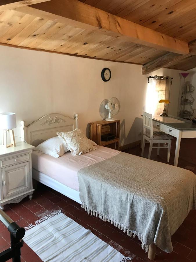 Ferienwohnung La Charmeuse Céreste Exterior foto
